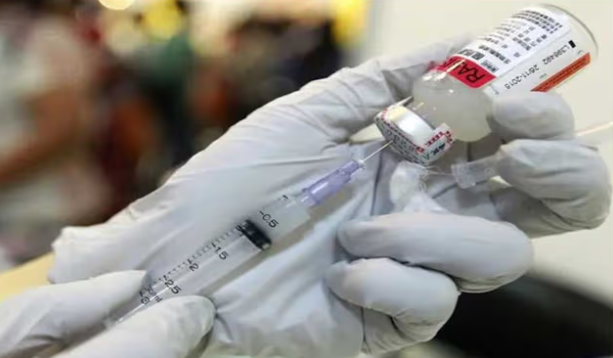 38 firms found supplying substandard syringes, drip sets to Sindh govt hospitals, PAC told