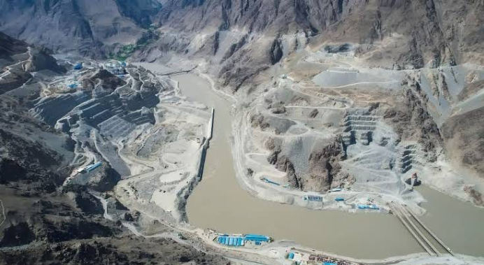 Government rejects reports of scrapping power-generation component of Diamer-Bhasha Dam