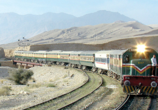 Jaffar Express passengers receive ticket refunds after service disruption