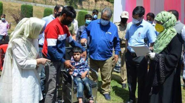 KP govt to launch Ehsaas loan scheme for persons with disabilities
