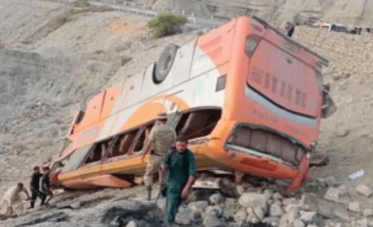 Kohlu bus accident leaves two dead, 42 injured