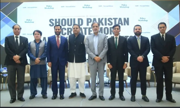 Politicians, experts urge creation of new provinces, major local govt reforms