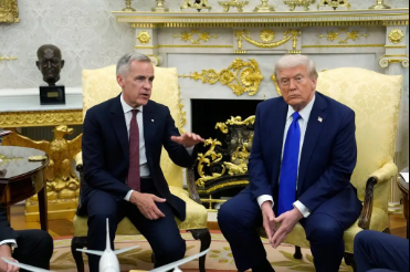 Trump delays 50pc tariffs on Canadian goods for three days amid talks on broader trade deal