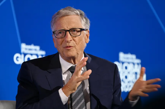 Bill Gates Backs Calls for Stronger AI Safeguards and Regulation