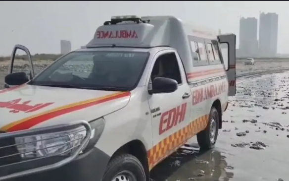 Bodies of Three Fishermen Recovered After Fishing Boat Capsizes Near Karachi’s Sea View