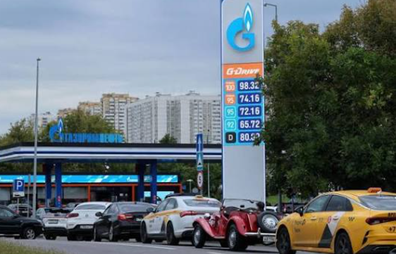 Brent crude rises above $100 a barrel as Middle East tensions escalate