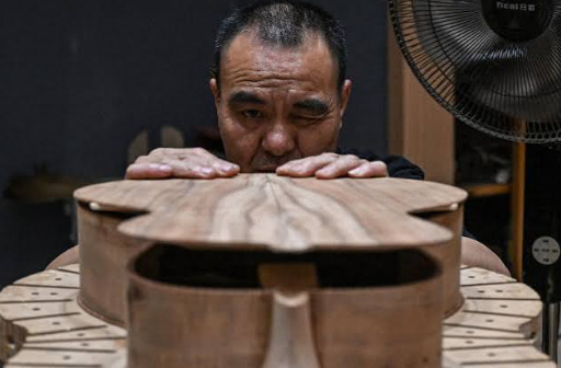 Chinese town emerges as global guitar manufacturing hub