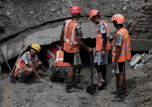Engineers use WhatsApp group to guide Nepal’s tunnel rescue efforts