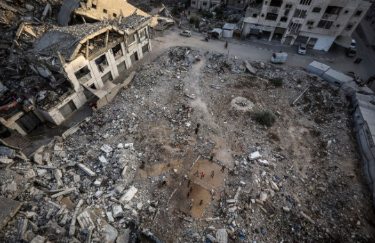 Israeli Fire Kills Three in Gaza Strip