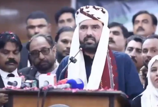 KP Chief Minister Alleges Police Misconduct in Lahore as Punjab Government Questions His Visit