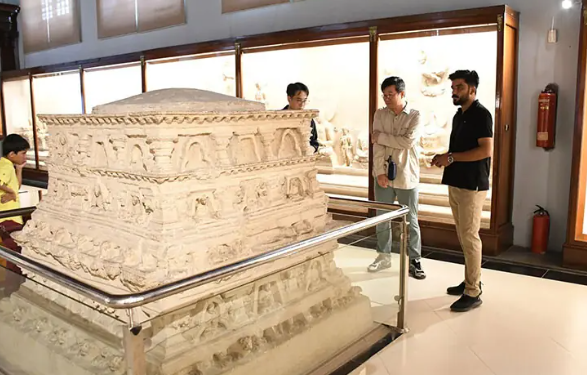 Korean heritage delegation visits Taxila archaeological sites