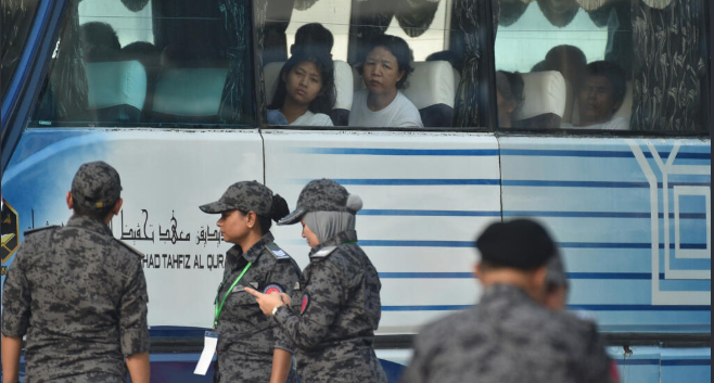 Malaysia Begins Repatriation of Myanmar MigrantsMalaysia Begins Repatriation of Myanmar Migrants