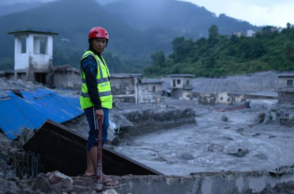 Nepal faces massive rebuilding effort as search for missing continues