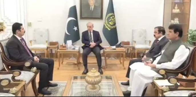 PM Shehbaz, Kundi call for stronger efforts to foster harmony between Centre and KP