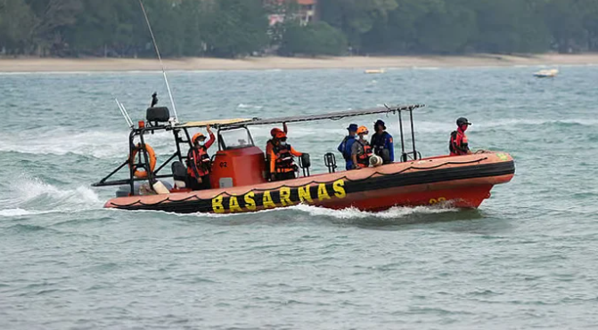 Rescue teams search for 140 people after passenger ship sinks in Indonesia’s Java Sea