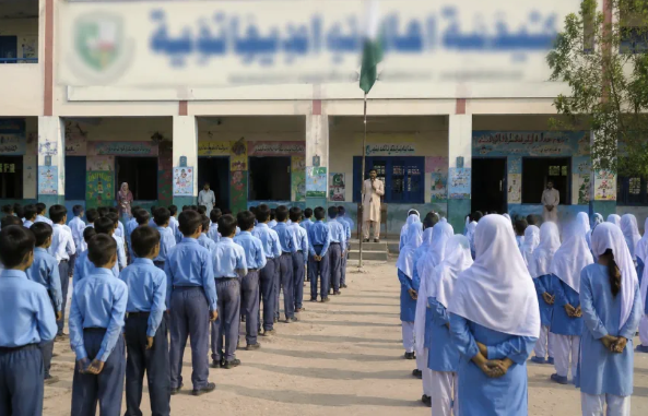 Sindh govt reduces working hours for public schools by one hour
