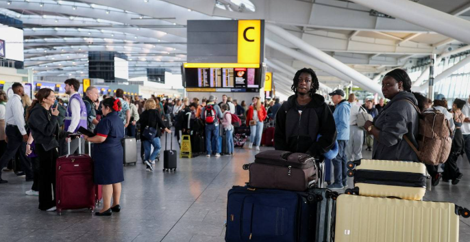 UK hit by new air traffic outage, cancelling flights