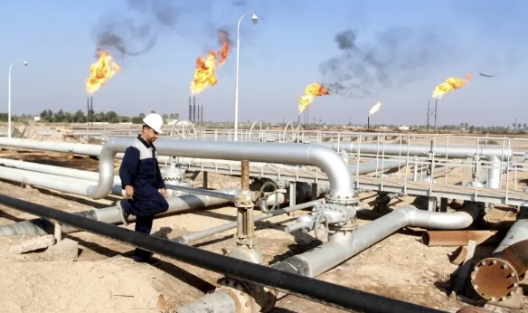 War Disrupts Iraq’s Oil Hub, Leaving Workers Idle and Trucks Empty
