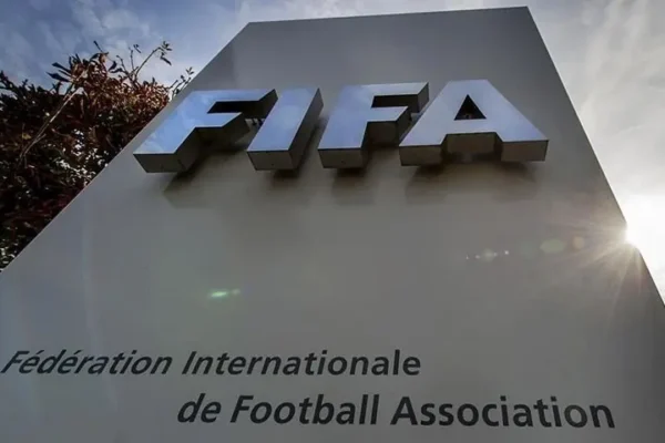 Former Spurs defender Ramon Vega to stand for FIFA presidency
