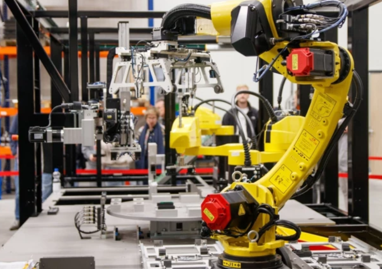 Global Number of Industrial Robots in Factories Surpasses 5 Million
