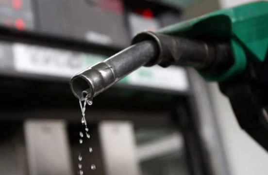 Petrol Price Rises by Rs3.26, Diesel Gets Rs1.01 Cut