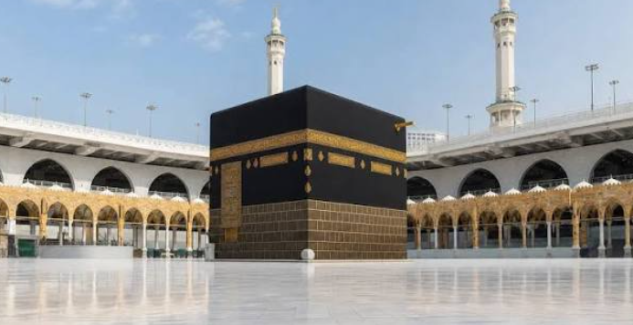 Saudi Arabia Rejects Reports of Suicide Bomber at Grand Mosque in Makkah