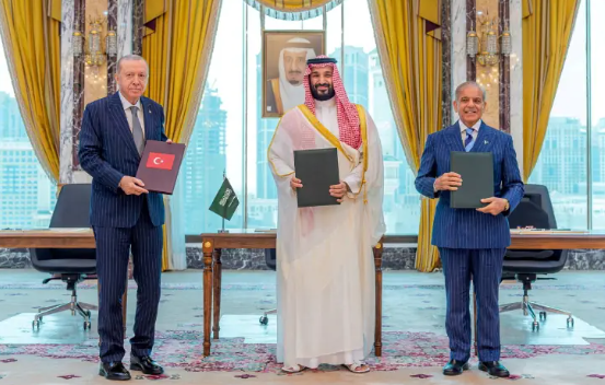 Saudi Crown Prince Says Makkah Defence Alliance Seeks to Strengthen Regional Stability