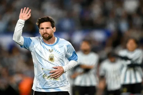 Team-mates and fans bid emotional farewell to Lionel Messi ahead of Argentina finale