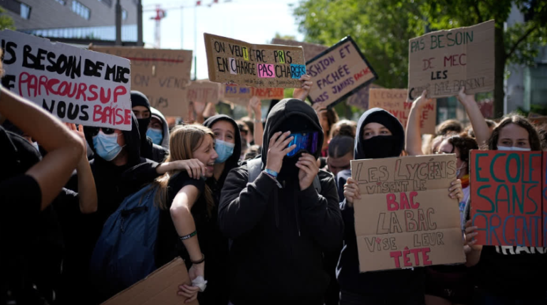 Tens of thousands expected to join high school protests in Paris